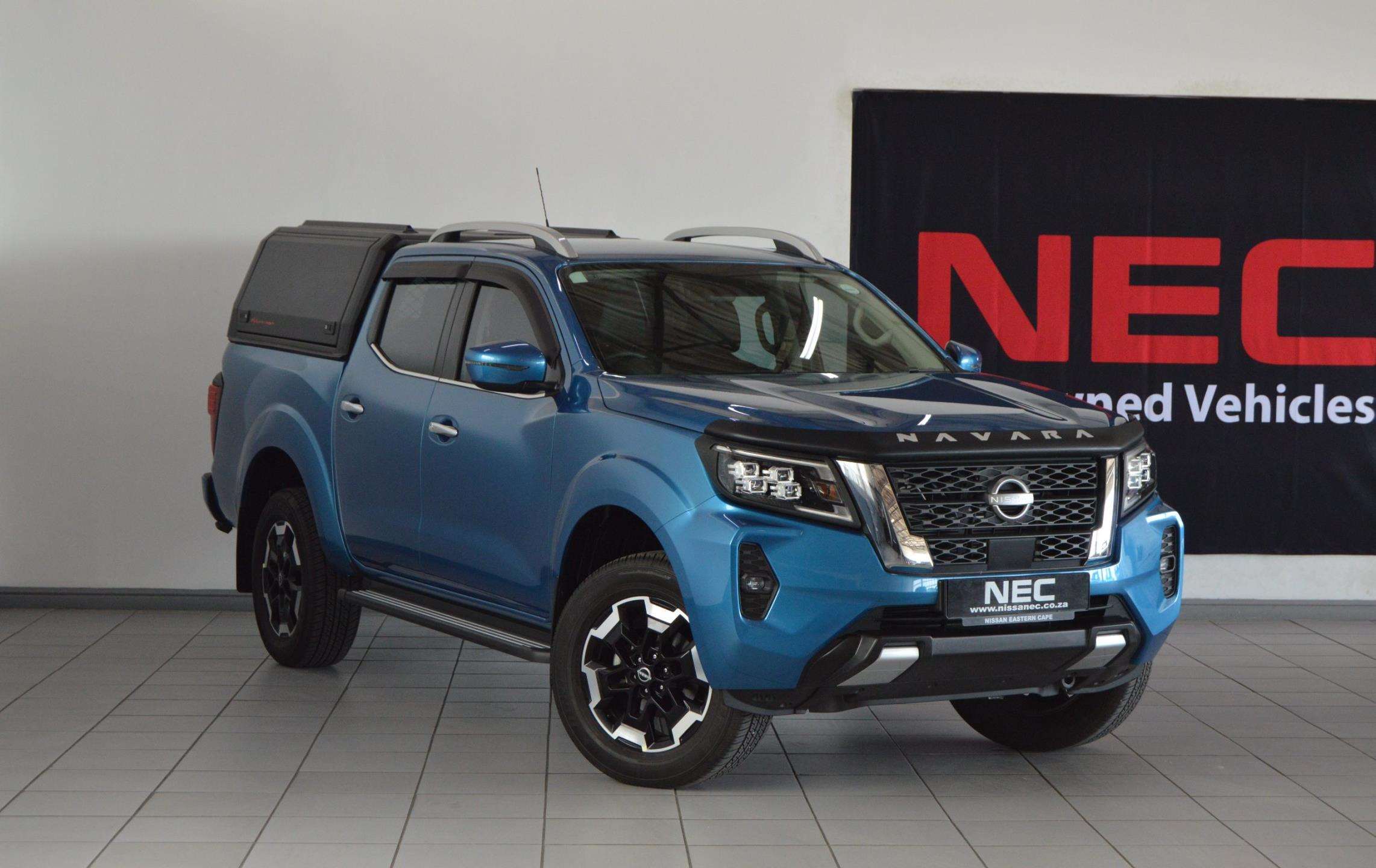 Nissan Navara 2.5D LE Plus 4X2 AT Double Cab for Sale in South Africa