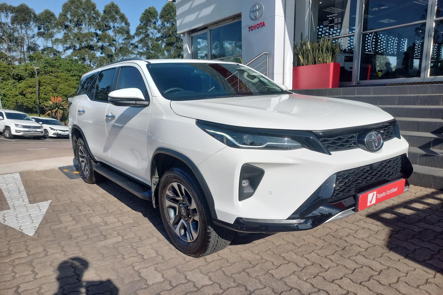 Toyota Fortuner VI 2.4GD-6 Auto 4x4