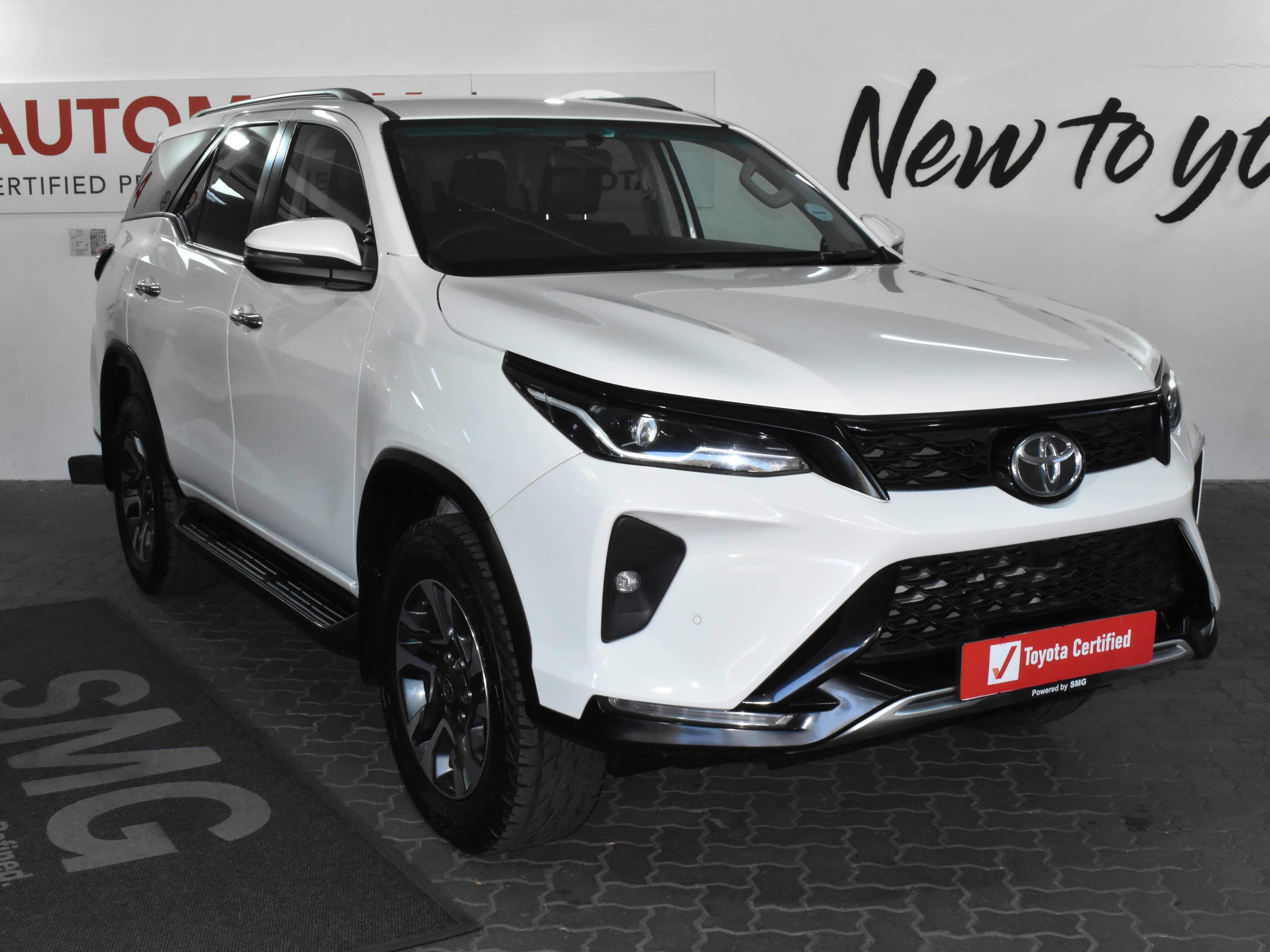 Toyota Fortuner VI 2.4GD-6 Auto 4x4