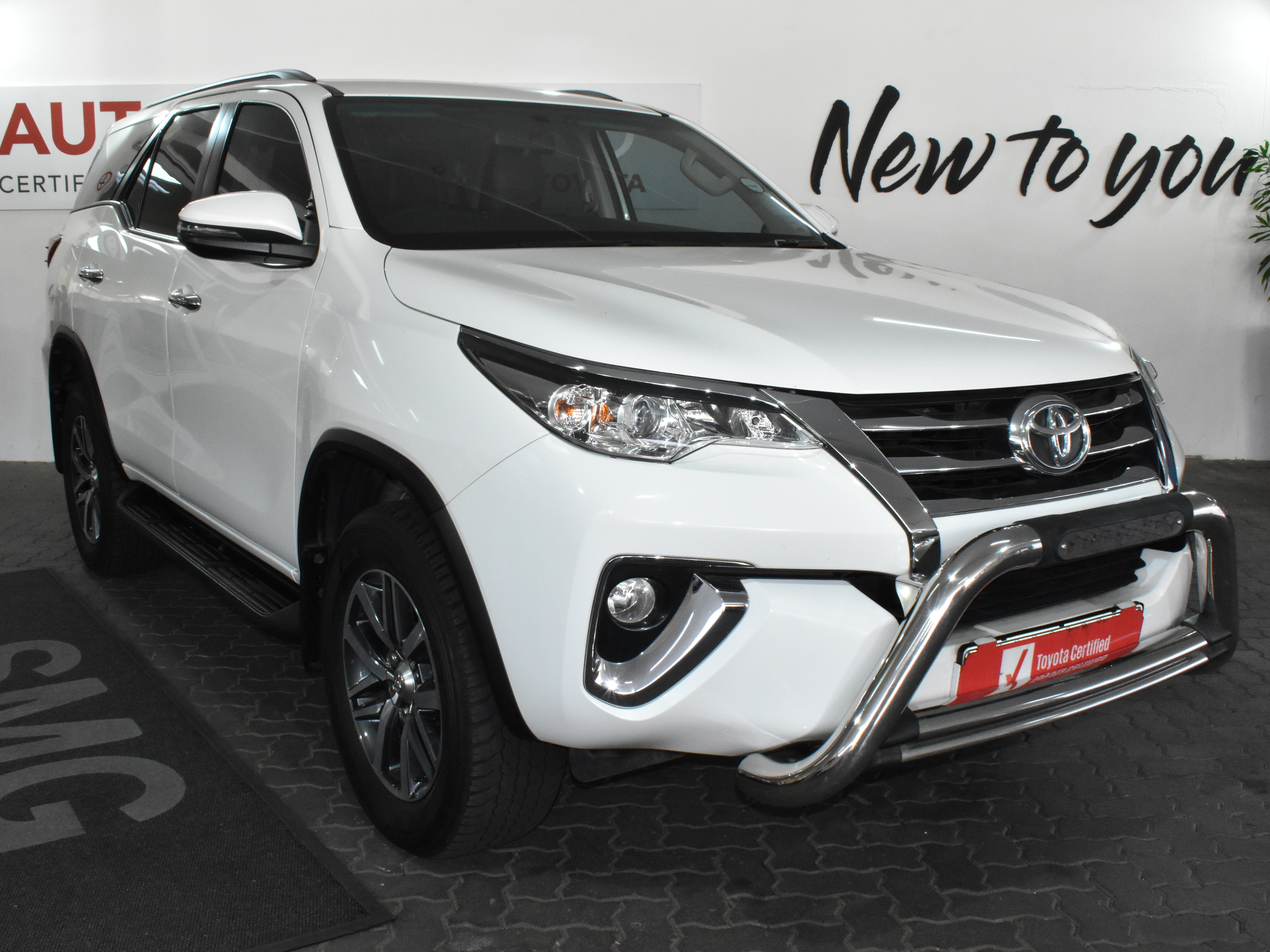 Toyota Fortuner IV 2.4 GD-6 Raised Body Auto