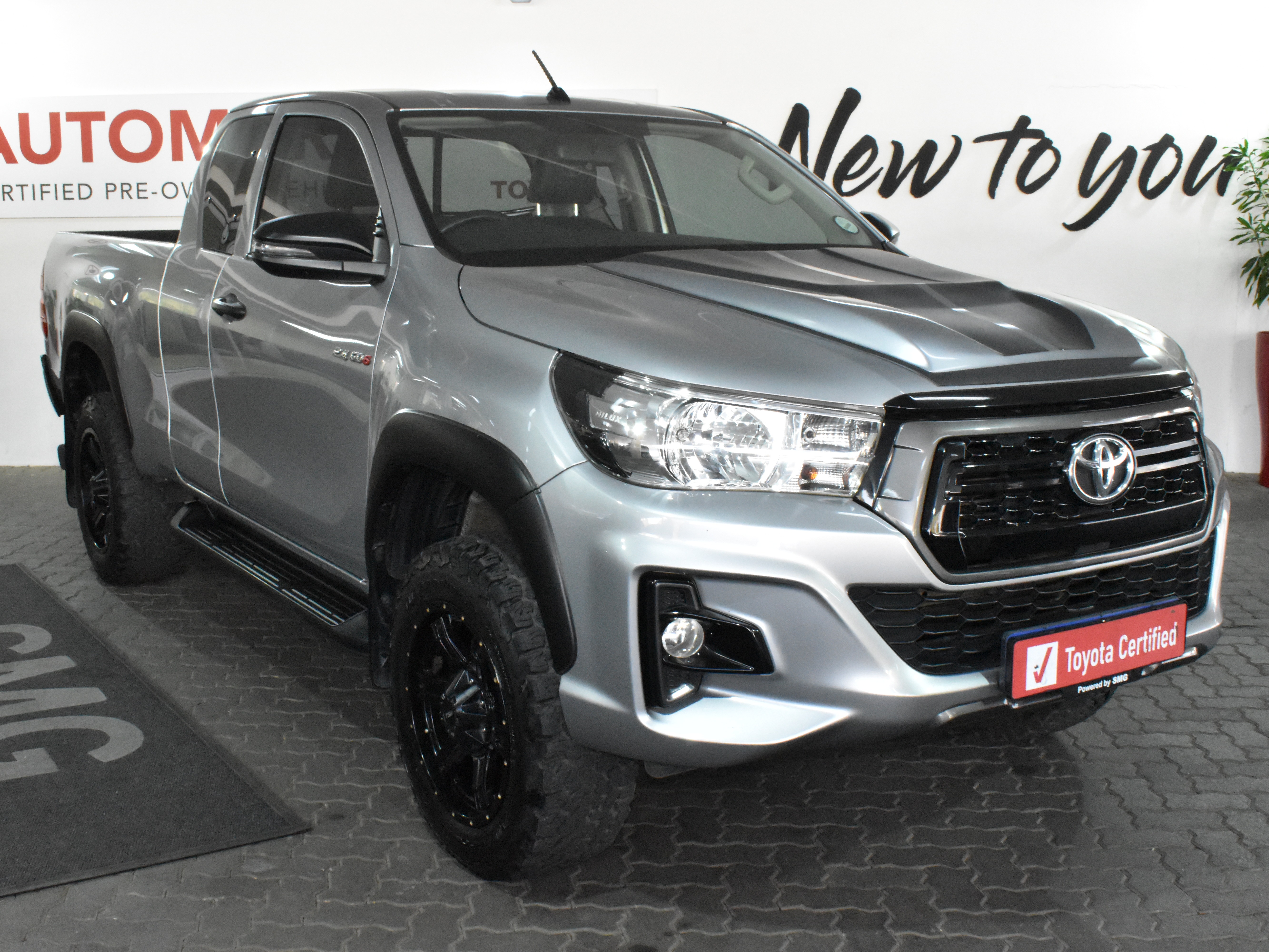 Toyota Hilux 2.4 GD-6 RB SRX Extra Cab 