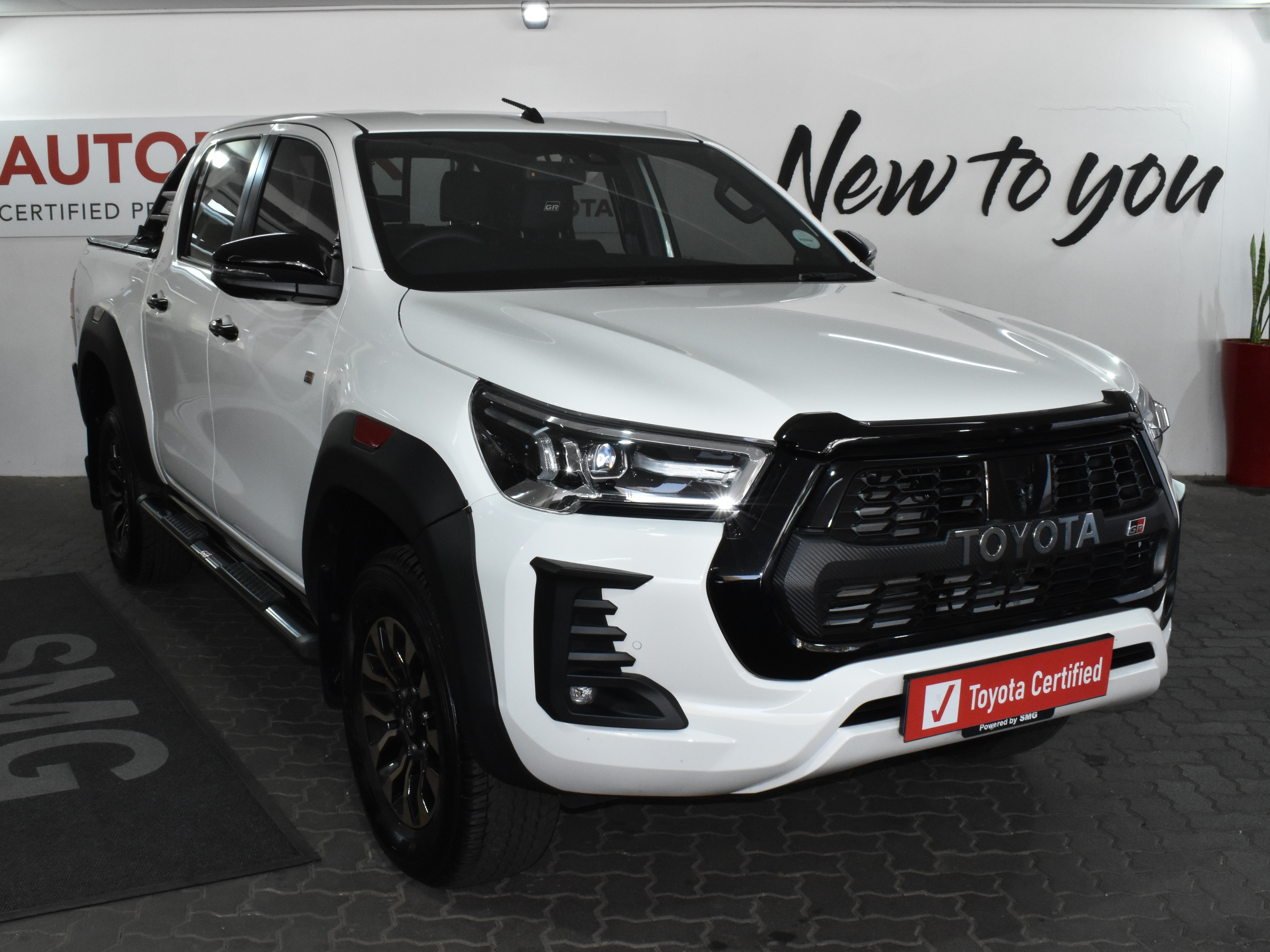 Toyota Hilux 2.8 GD-6 GR-S Double Cab Auto 4x4