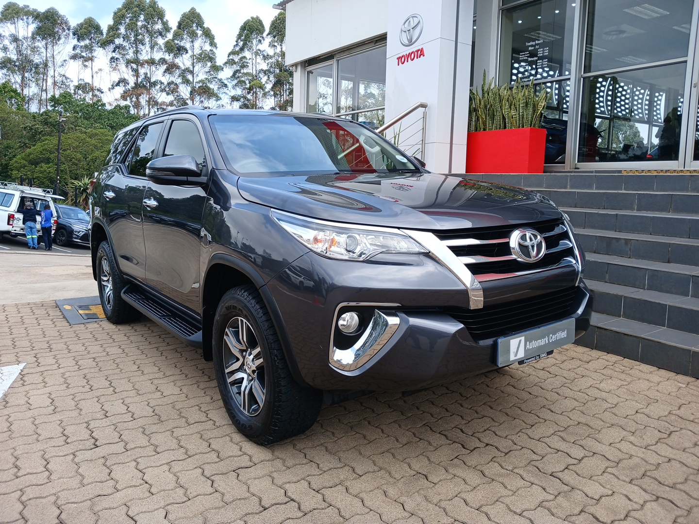 Toyota Fortuner IV 2.4 GD-6 Raised Body Auto