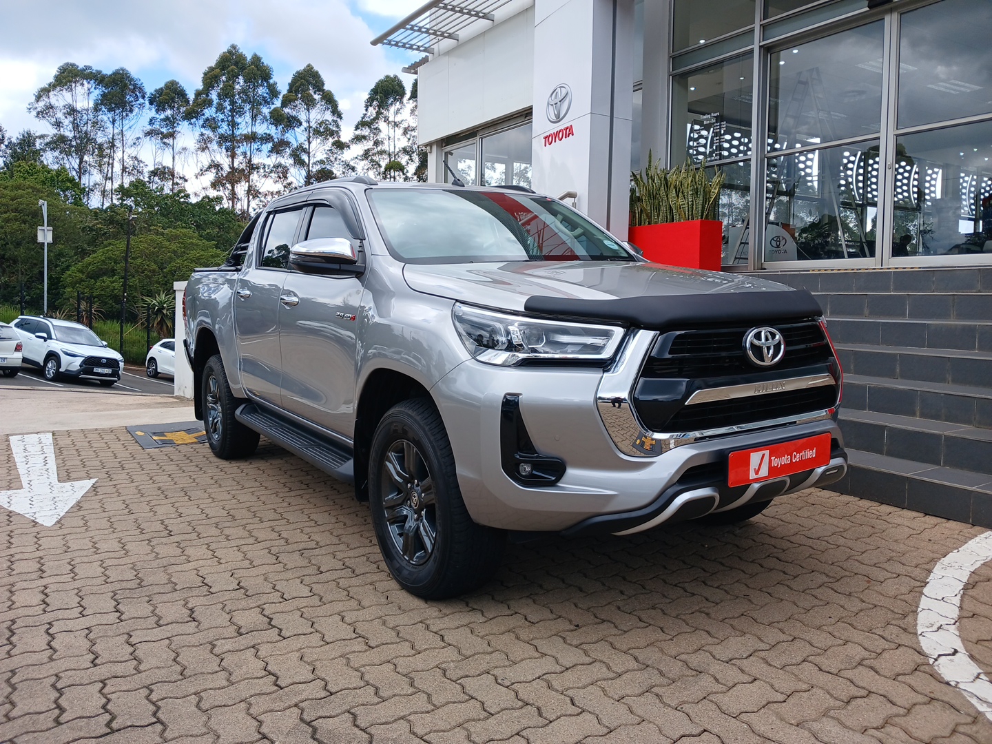 Toyota Hilux 2.8 GD-6 Raider Double Cab Auto 4x4