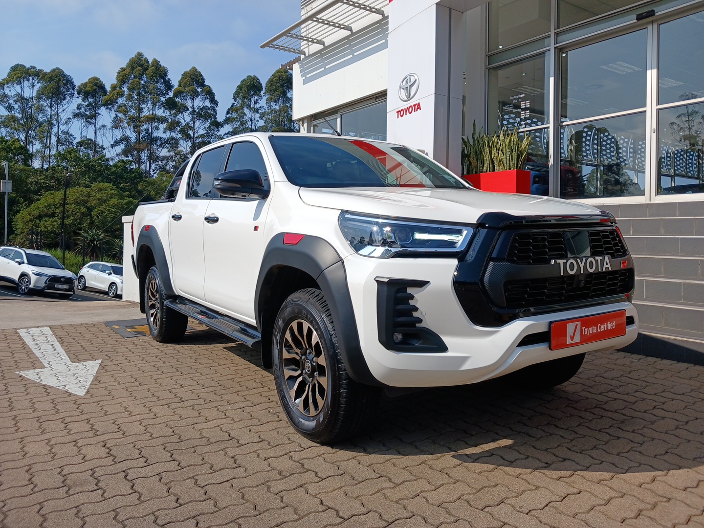 Toyota Hilux 2.8 GD-6 GR-S Double Cab Auto 4x4